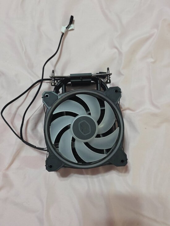 Cooler Master Hyper 212 Halo Black CPU Air Cooler W/ Heatsink - Picture 1 of 2